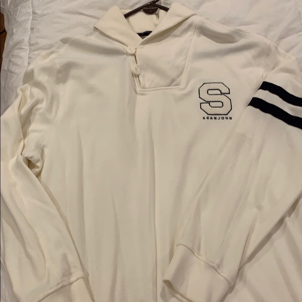 Sean Jean sweatshirt